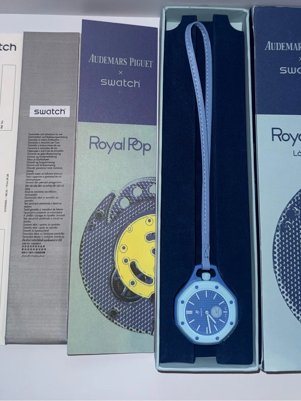 Audemars Piguet x Swatch Royal Pop – Làn Bā Blue